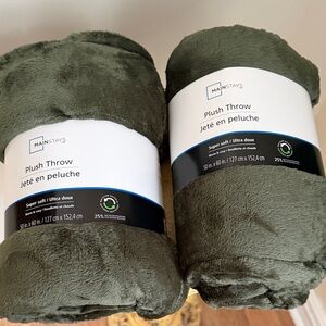 Set of 2. Mainstays Plush Throw Blanket - Olive Green